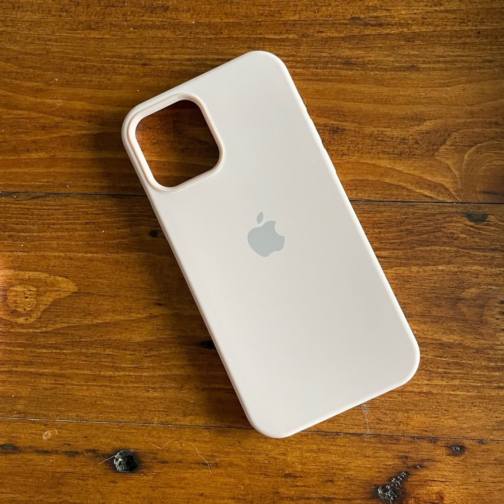 iPhone 12/12 Pro Apple case